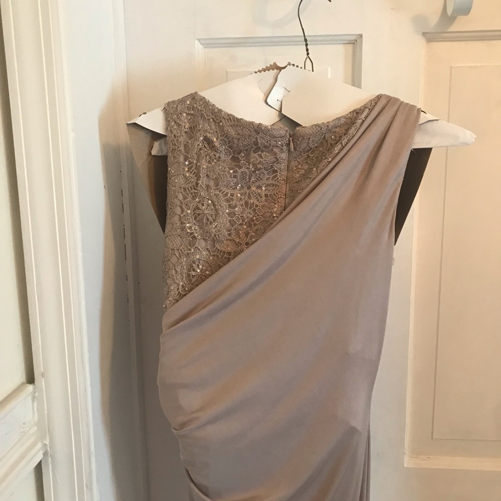 Dress - Picture 3 of 4